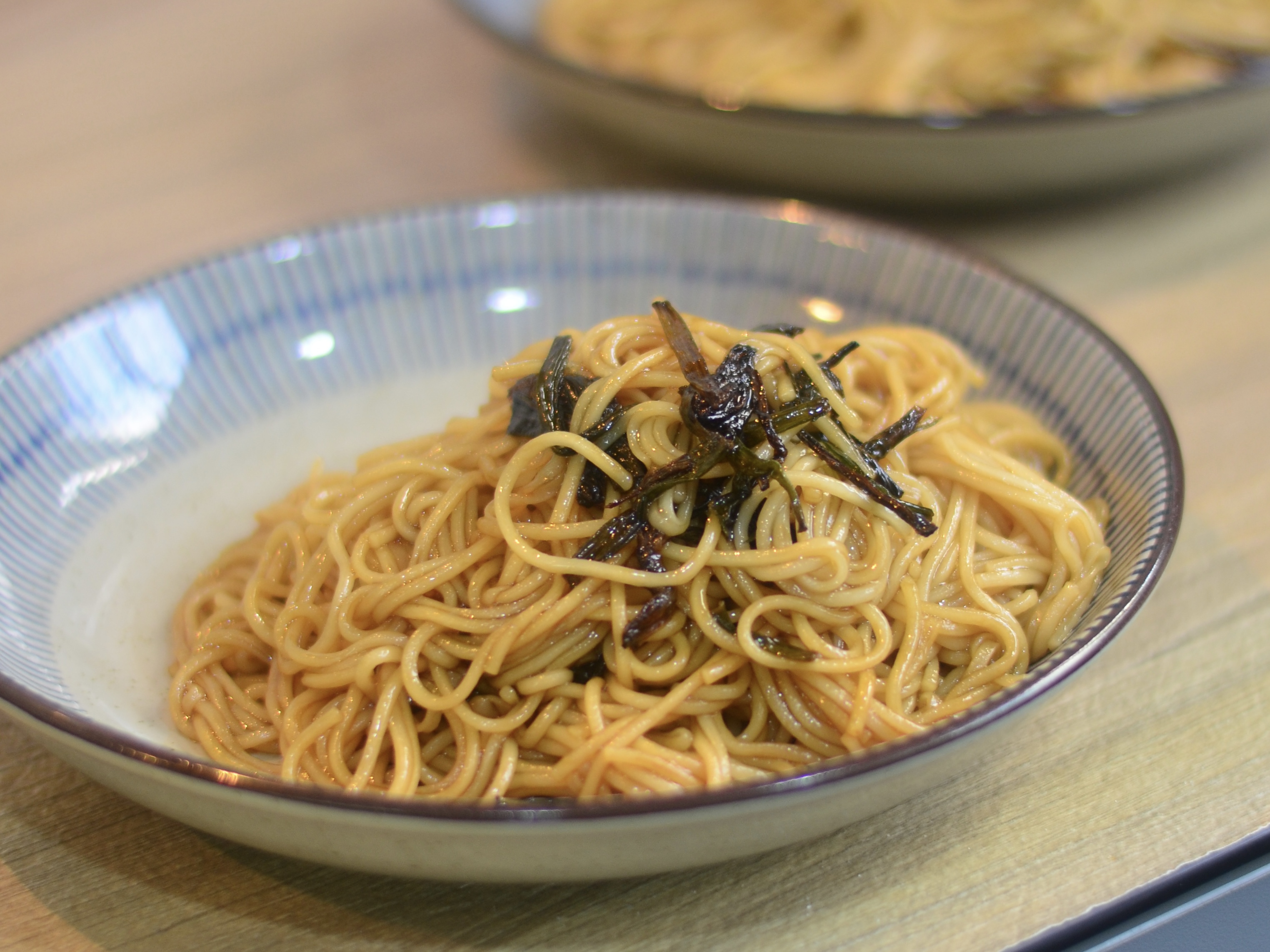 Fresh Pantry Recipes: Scallion Oil Noodles